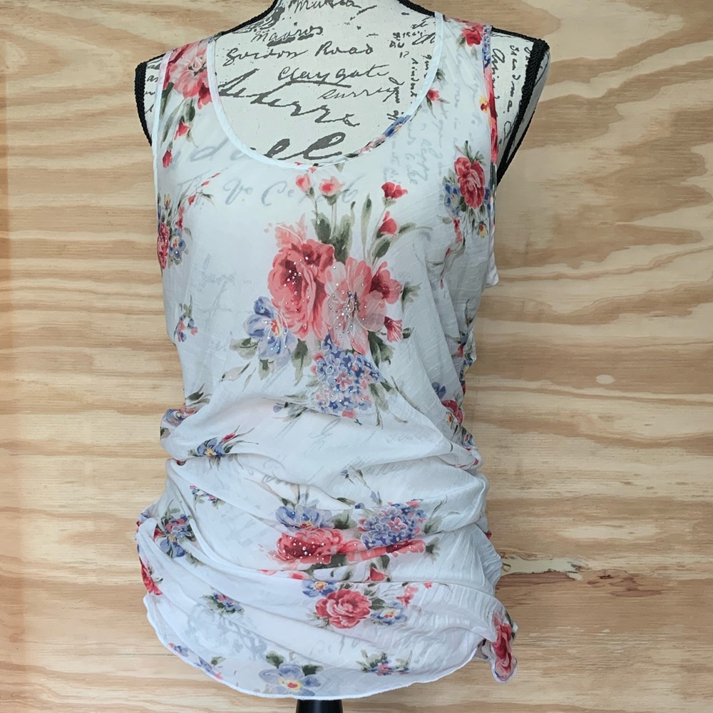 Summery Floral Sleevless Blouse